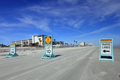 daytona-beach-traffic-signs-mary-haber.jpg