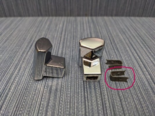 seat clip.jpg seat clip.jpg