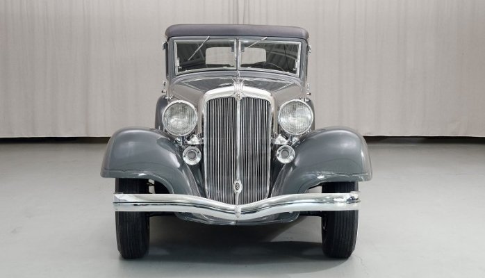 1933 Chrysler CL Imperial Sedan (3).jpg