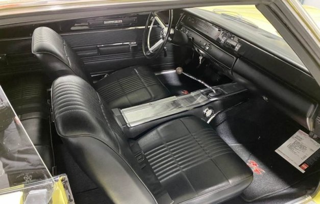 '68 Dodge Hemi Coronet RT (5).jpg