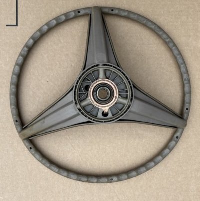 71-74_steering-wheel-b.JPG 71-74_steering-wheel-b.JPG