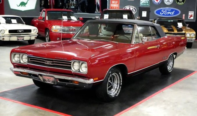 '69 Plymouth GTX Convertible 1.jpg