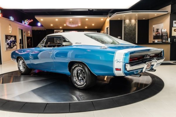 '69 Dodge Charger RT 5.jpg