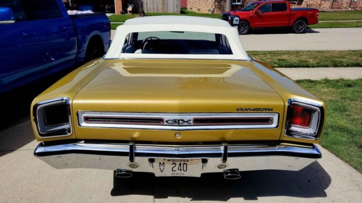 '69 Plymouth GTX Convertible Y4 gold 6.jpg