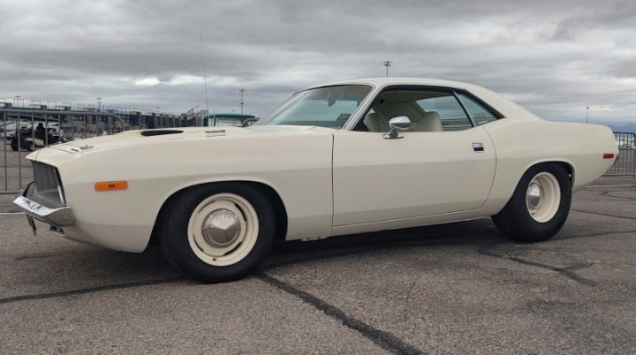 530 '73 Plymouth 'Cuda 440.jpg