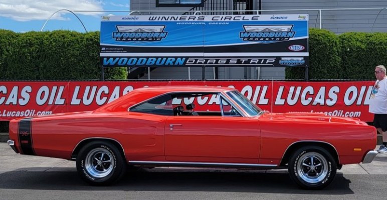 542 '69 Dodge Coronet 440 RT.jpg