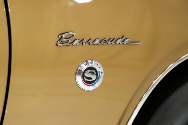 '68 Plymouth Barracuda Formula S (09).jpg
