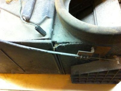 Heater Box Crack Before.jpg Heater Box Crack Before.jpg