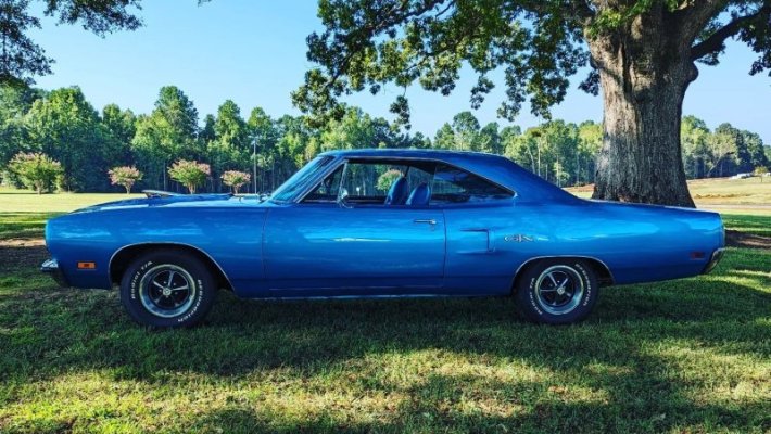 568 '70 Plymouth GTX.jpg