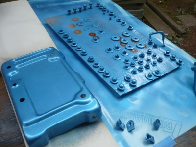 Rag battery tray & bolts painted 007.jpg Rag battery tray & bolts painted 007.jpg