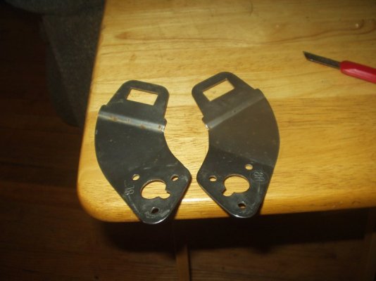 H512 seat belt holders.JPG