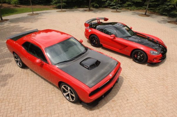 challenger_srt10_concept_003.jpg