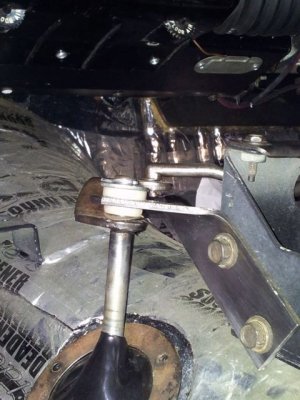 Torque rod bushing3.jpg Torque rod bushing3.jpg