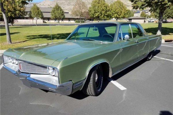 1968-chrysler-newport.jpg