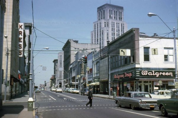 mainwestfrommangum_1962.jpg