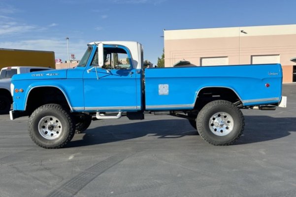 1969_dodge_power-wagon_img_0765-45658.jpeg