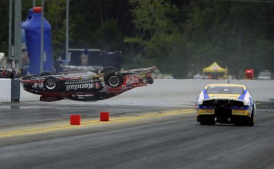 2014 Dart P-S V. Gains flip in Charlotte 2014 1st rd #2.jpg