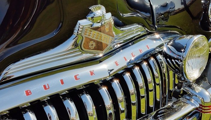 Buick Eight.jpeg
