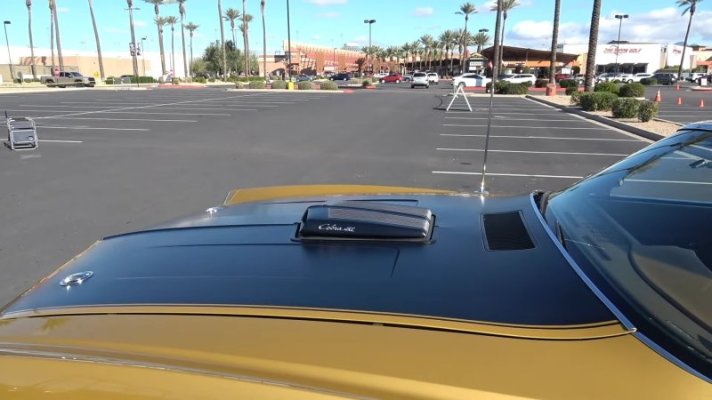 1970-ford-torino-cobra-has-had-one-owner-in-54-years-the-429-cj-v8-shakes-cool-feature_3.jpg