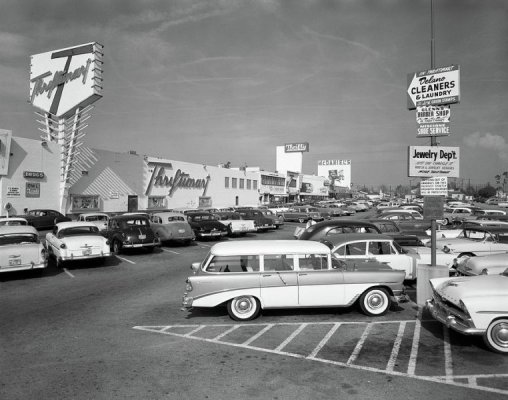 1950s-shopping-center-parking-lot-vintage-images.jpg