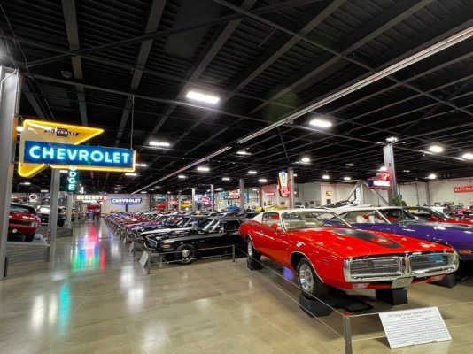 3156288b-7a8b-4bdd-8aef-2ea72a9b2871-Chevrolet_neon.jpeg