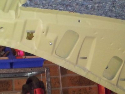 Bow retainer.jpg Bow retainer.jpg