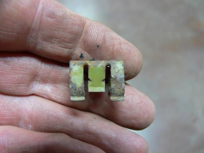 CHARGER CLIPS&FRONT PC POSITION 004.jpg