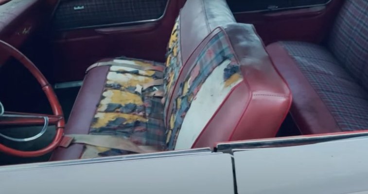 man-buys-unrestored-1961-chrysler-newport-finds-rare-feature-inside-the-cabin_4.jpg