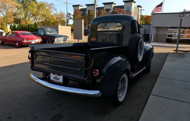 this-1946-studebaker-m5-is-the-quirkiest-pickup-truck-you-ll-see-today_9.jpg