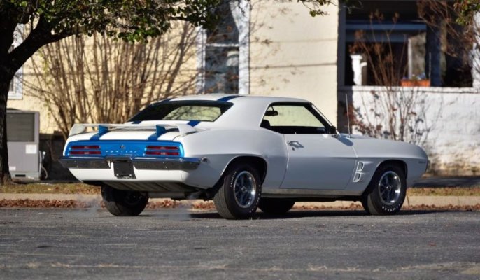 5-of-the-greatest-iteratios-of-pontiac-s-legendary-firebird_8.jpg