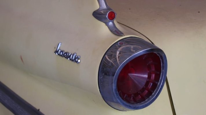 rare-1960-dodge-dart-phoenix-ragtop-gets-washed-after-decades-comes-with-cool-v8-mystery_5.jpg