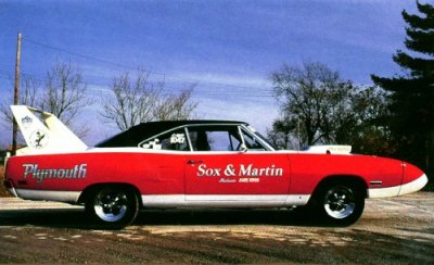 1970-Plymouth-Road-Runner-Superbird-Sox-_amp_-Martin-Drag-Car-Si-500x305.jpg