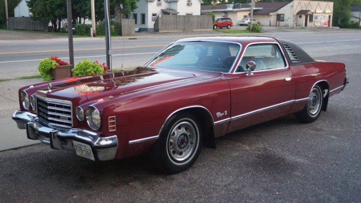 '75 Dodge Charger SE (1).jpg