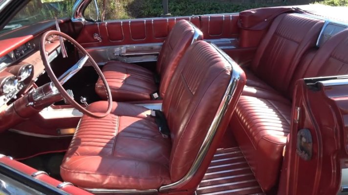 car-nut-looked-five-years-for-a-car-before-he-found-this-1961-oldsmobile-starfire-survivor_31.jpg