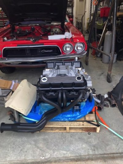 owner-completes-1973-challenger-project-takes-it-out-one-day-and-bam-a-crash-happens_15.jpg