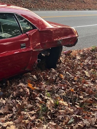 owner-completes-1973-challenger-project-takes-it-out-one-day-and-bam-a-crash-happens_2.jpg
