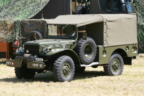 '42 Dodge Weapons Carrier (3).jpeg
