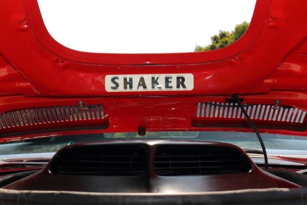 rare-1971-plymouth-cuda-has-original-426-hemi-sports-rare-factory-option-in-plain-sight_7.jpg