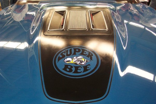 '71 Dodge Charger Super Bee (4).jpg