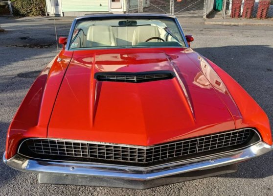 1970-ford-torino-gt-convertible-hides-a-little-secret-marti-report-reveals-rare-car_15.jpg