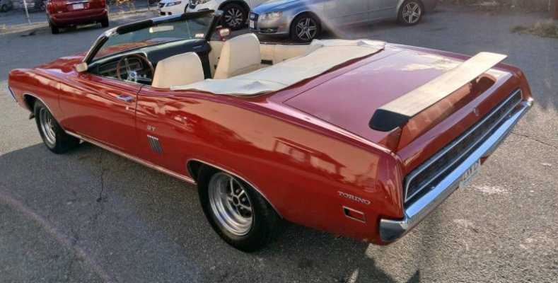1970-ford-torino-gt-convertible-hides-a-little-secret-marti-report-reveals-rare-car-242661_1.jpg