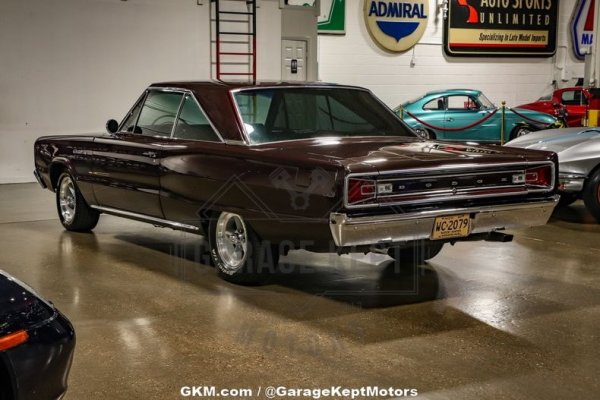 dealer-tries-selling-mafia-looking-66-dodge-coronet-fails-and-drops-the-asking-price_3.jpg