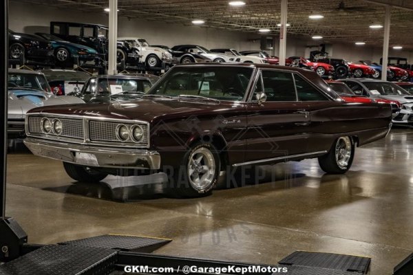 dealer-tries-selling-mafia-looking-66-dodge-coronet-fails-and-drops-the-asking-price_1.jpg