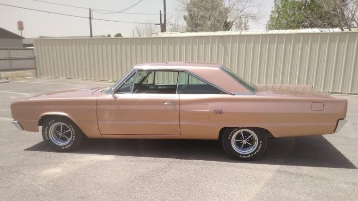 Dodge '67 Coronet RT (6).jpg