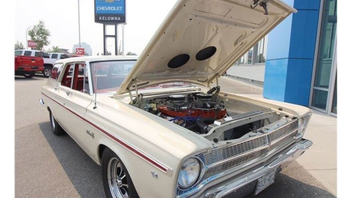 '65 Plymouth Belvedere II Hemi Wagon (30)c.jpg