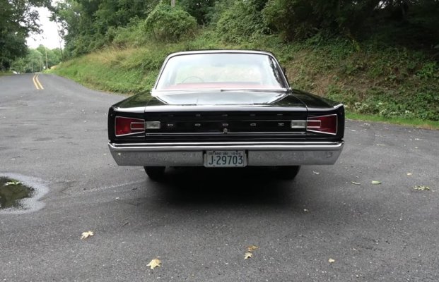gorgeous-1966-dodge-coronet-took-20-years-to-restore-rocks-426-hemi_4.jpg