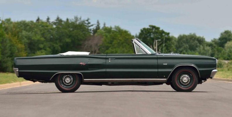 Dodge '67 Hemi Coronet RT Convertible (6).jpg