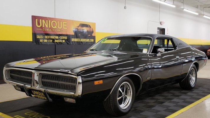 '72 Dodge Charger SE (11).jpg