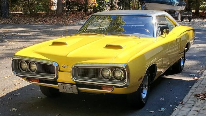 '70 Dodge Coronet Super Bee (1).jpg