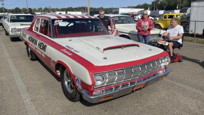 Plymouth '64 Savoy (4).jpg